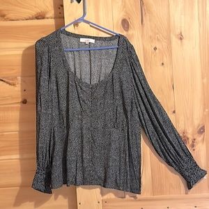 Loft blouse. XXL black and white scoop neck with ruffled cuff sleeves.